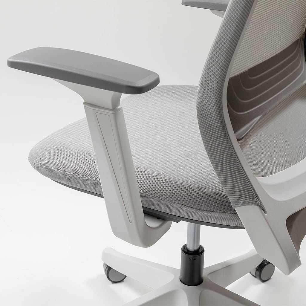 Jetson Advance Office Chair - White